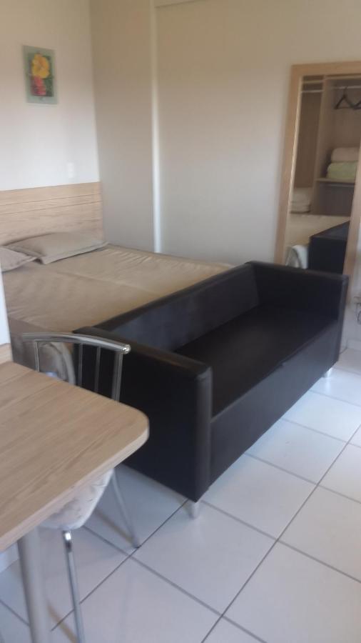 Golden Dolphin Express 5Pessoas Mais 1 Crianca Ate 5 Anos Com Toalhas E Roupas De Cama,Lencois, Travesseiros E Fronhas E 3 Parques Aquaticos Termais Limpeza Impostos E Taxas Ja Incluso Caldas Novas Dış mekan fotoğraf